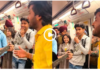 दिल्ली मेट्रो में गिटार के साथ सुरीला प्रदर्शन दिल्ली मेट्रो में गिटार के साथ सुरीला प्रदर्शन