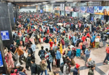 दिल्ली हाई कोर्ट ने रेलवे स्टेशन भगदड़ पर संज्ञान लिया दिल्ली हाई कोर्ट ने रेलवे स्टेशन भगदड़ पर संज्ञान लिया