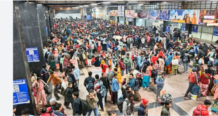 दिल्ली हाई कोर्ट ने रेलवे स्टेशन भगदड़ पर संज्ञान लिया